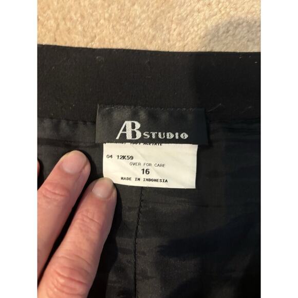 NWT AB Studio Skirt Womens Business Size 16 Black Knee Length Bottom Pleats - Picture 3 of 4